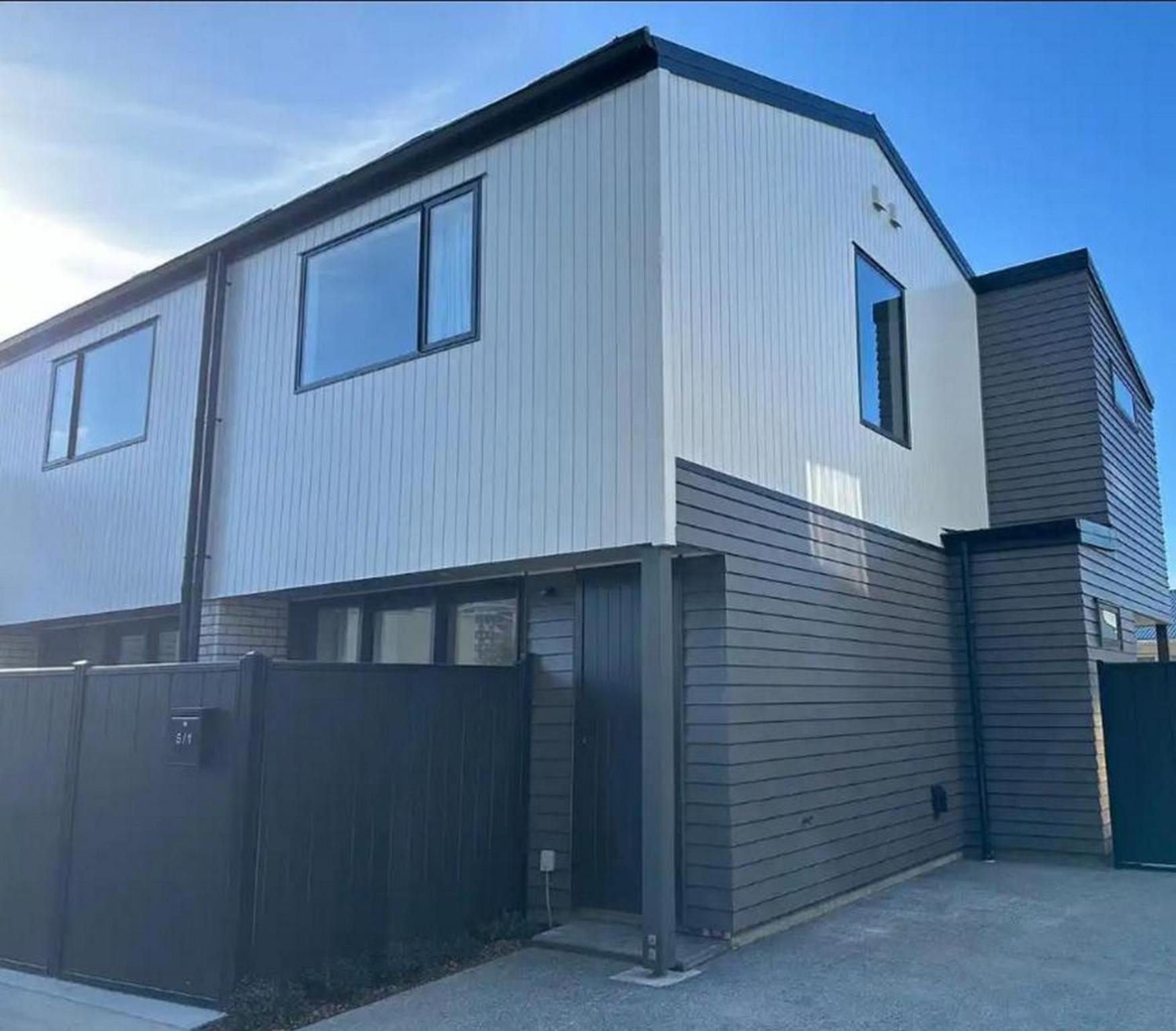 Central Modern 3-Bedroom,3- Bathroom House With Patio And Carpark- Lower Hutt City Centre Buitenkant foto