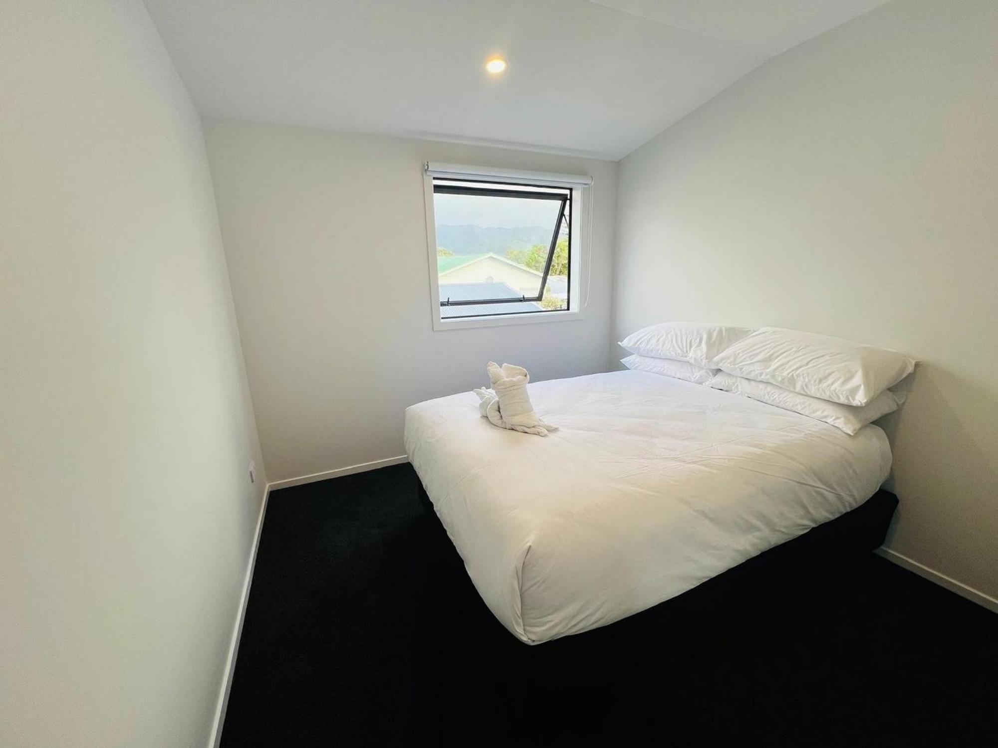 Central Modern 3-Bedroom,3- Bathroom House With Patio And Carpark- Lower Hutt City Centre Buitenkant foto