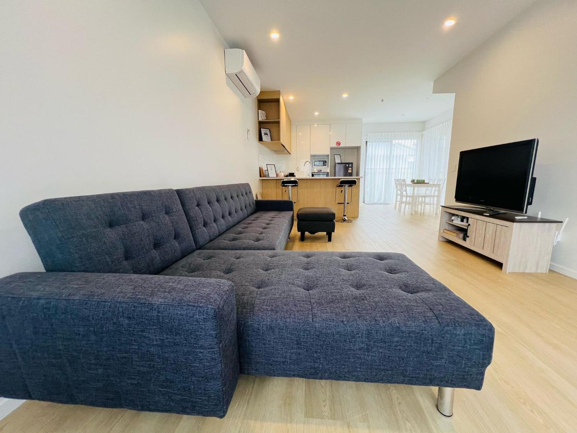 Central Modern 3-Bedroom,3- Bathroom House With Patio And Carpark- Lower Hutt City Centre Buitenkant foto